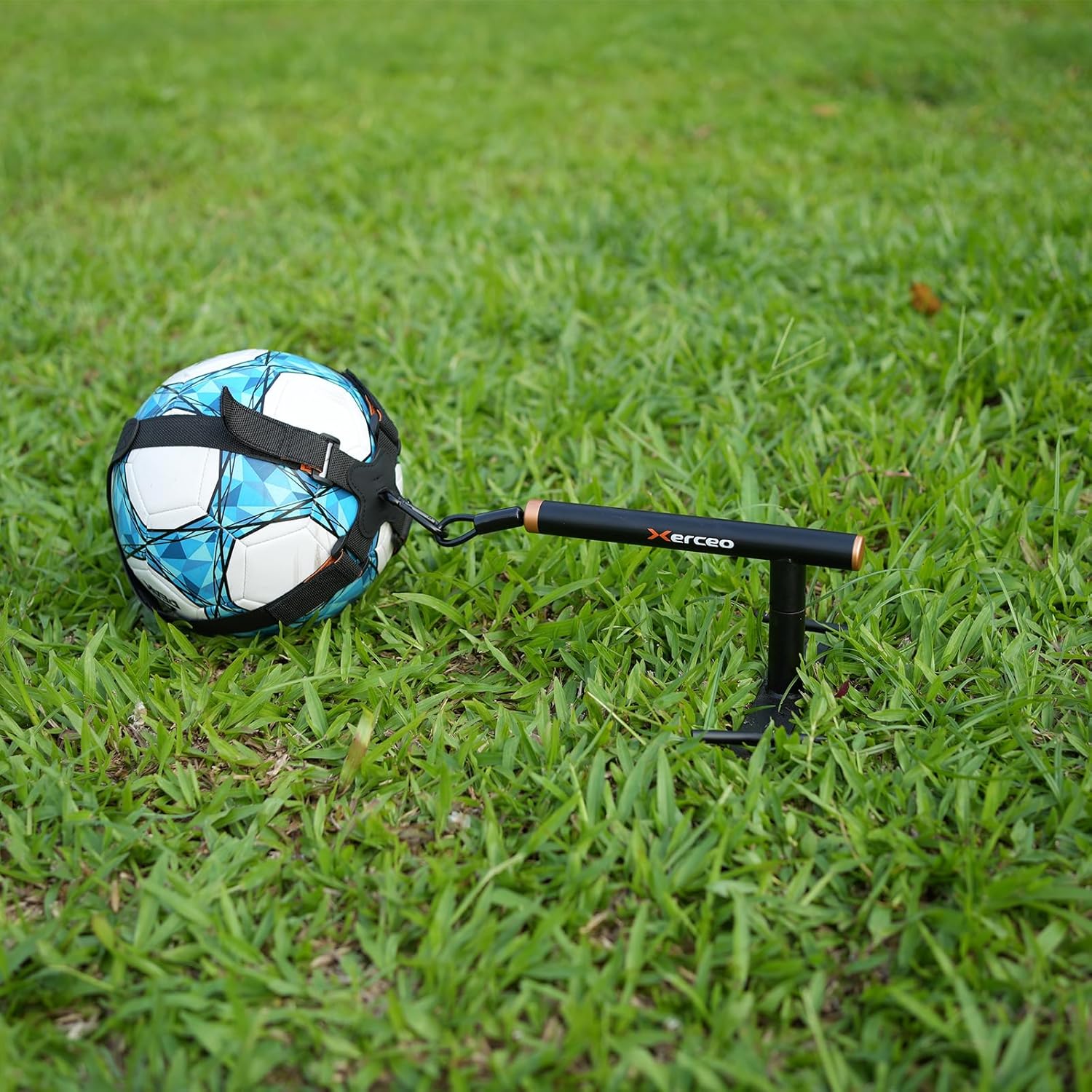 Xerceo 3 in 1 soccer training aid front view showcasing the premium angled arm and adjustable ball holder attachment.