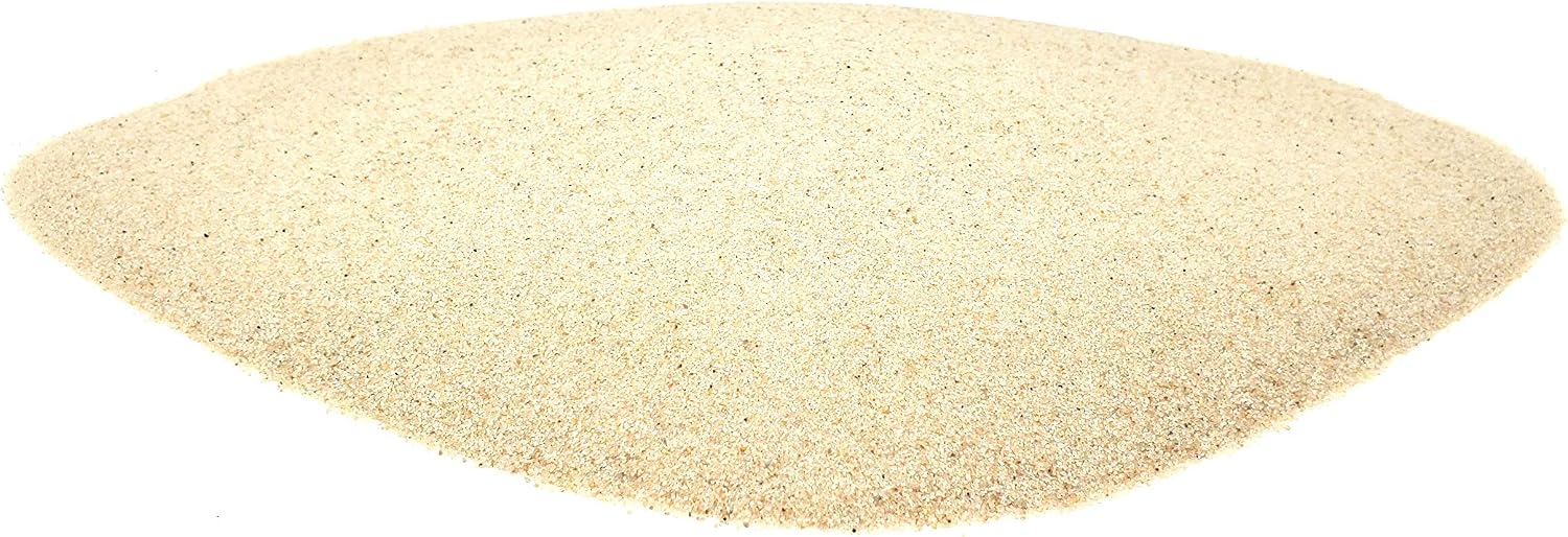 Close up of Capcouriers fine grain quartz sand