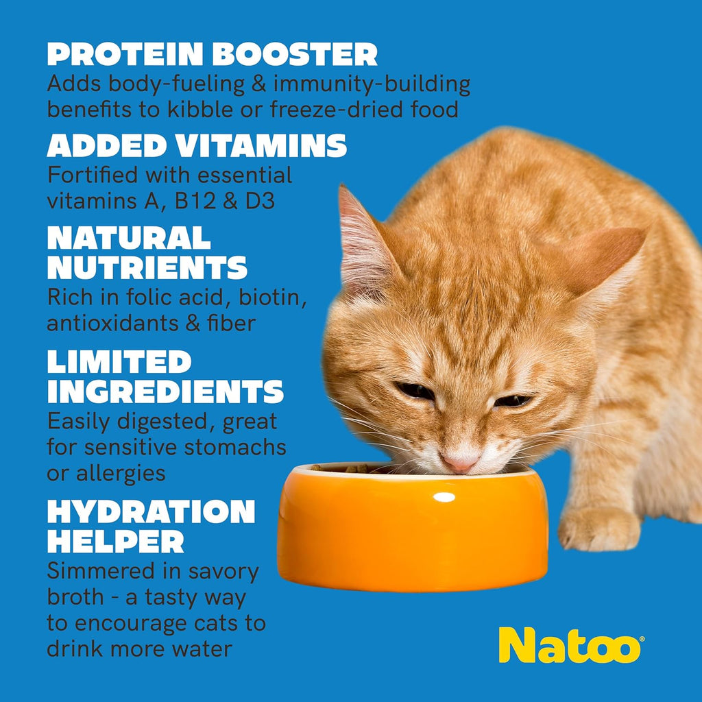 Healthy wet cat food topper by Natoo for picky eaters