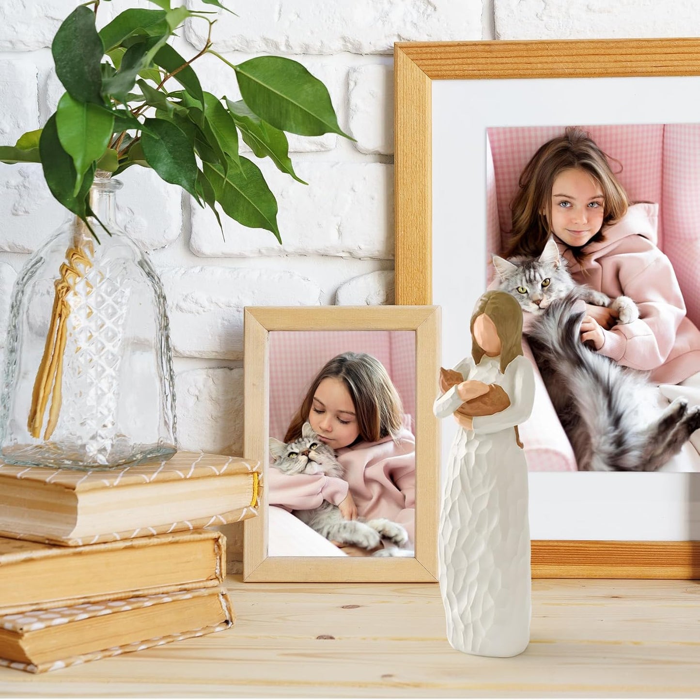 Cuayaes cat angel figurine friendship bereavement gift packaging box view