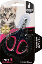 Pet Republique packaging and product display
