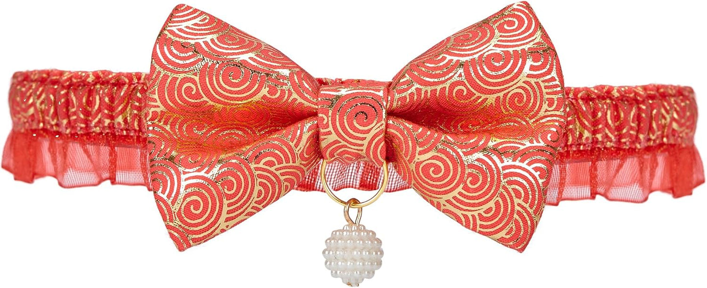 Adjustable cat collar for neck size 8.5 to 12 inches