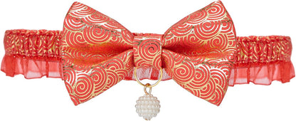 Adjustable cat collar for neck size 8.5 to 12 inches