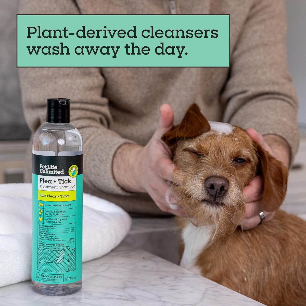 Rosemary and peppermint oil powered dog shampoo for soothing itchy skin