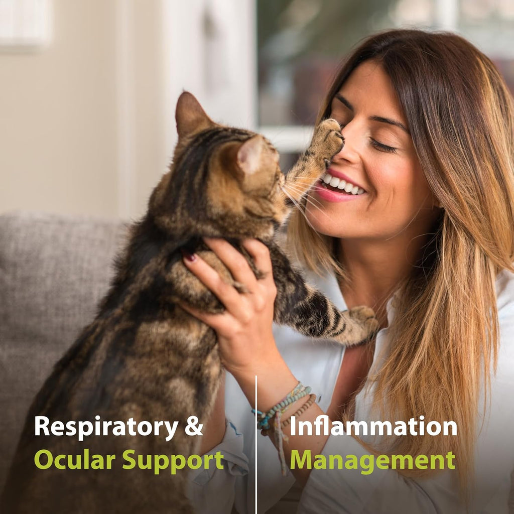 Close up of the nutritional information and MicroLactin dosage on Duralactin Feline paste.