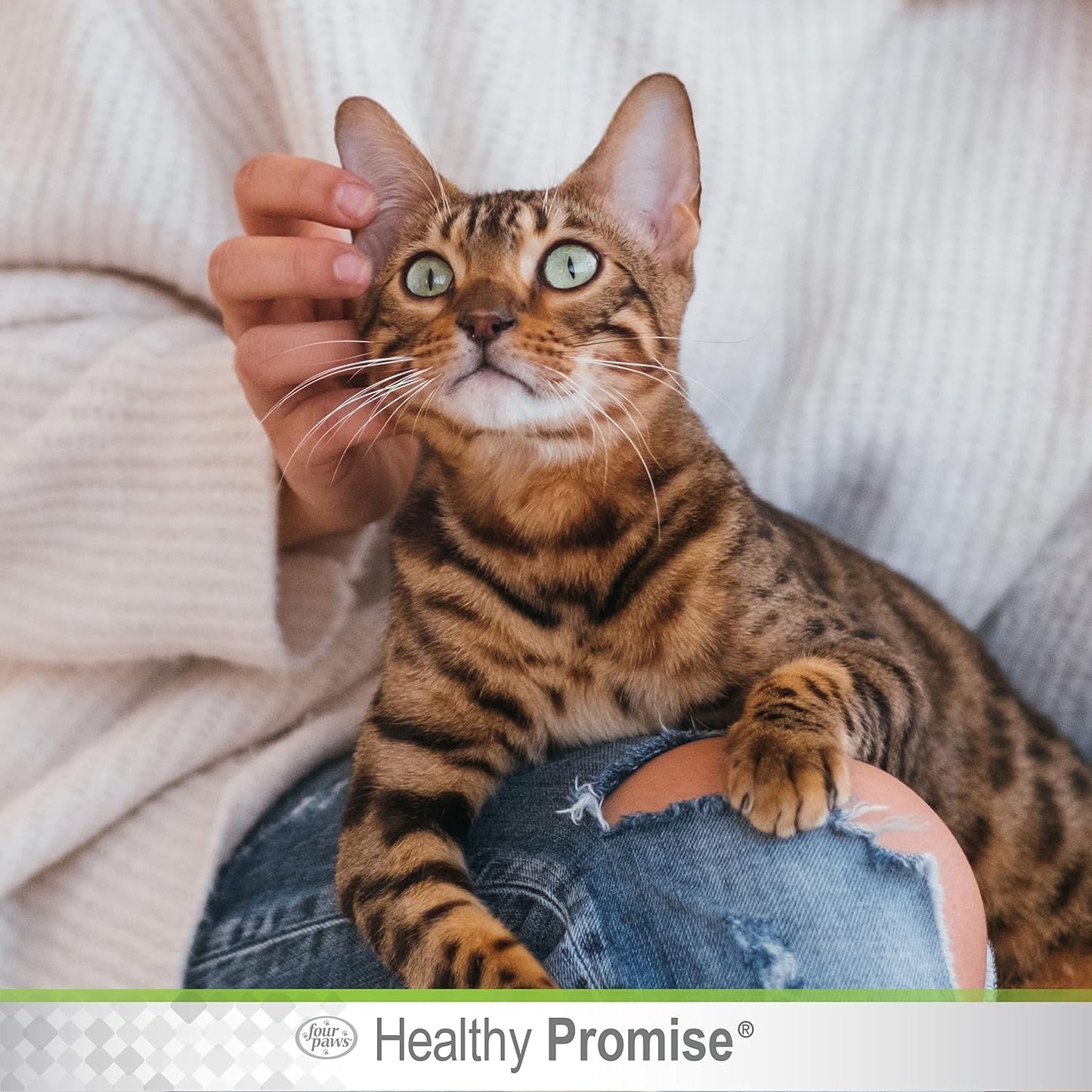 Four Paws ear mite remedy packaging details