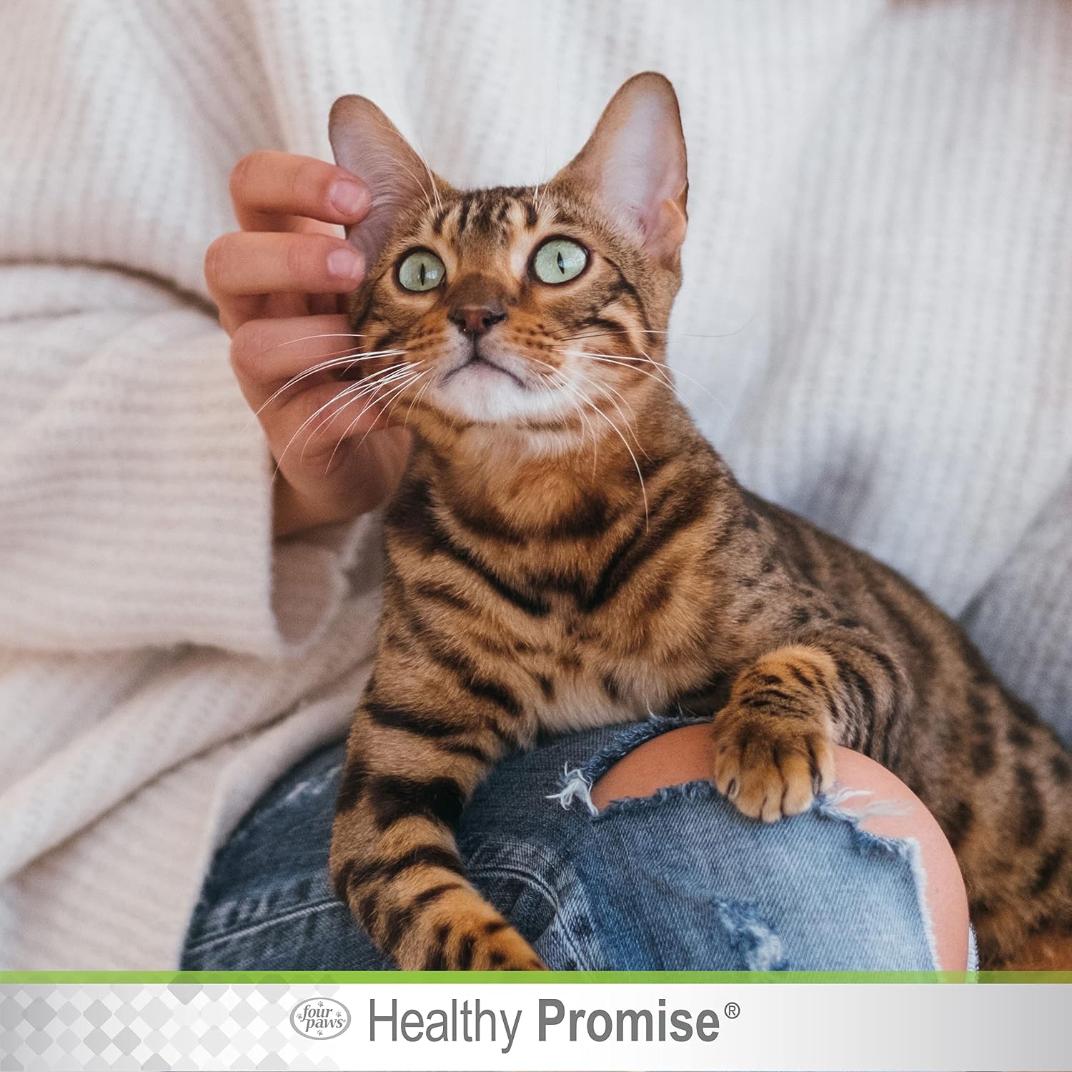 Four Paws ear mite remedy packaging details