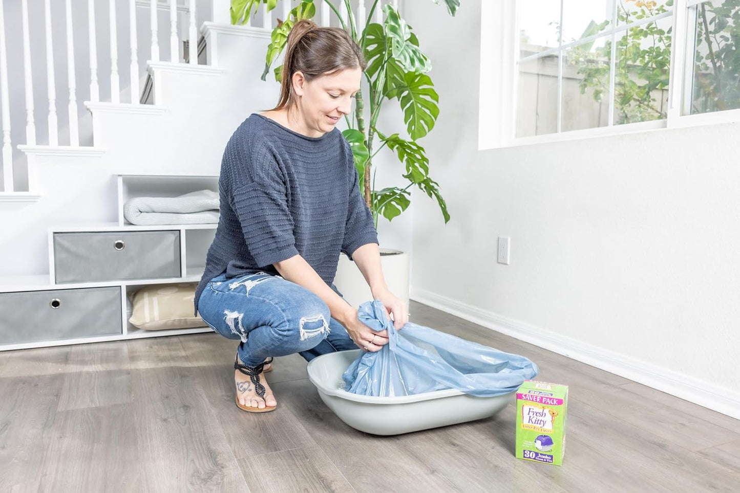 Odor control cat litter liners for large litter boxes