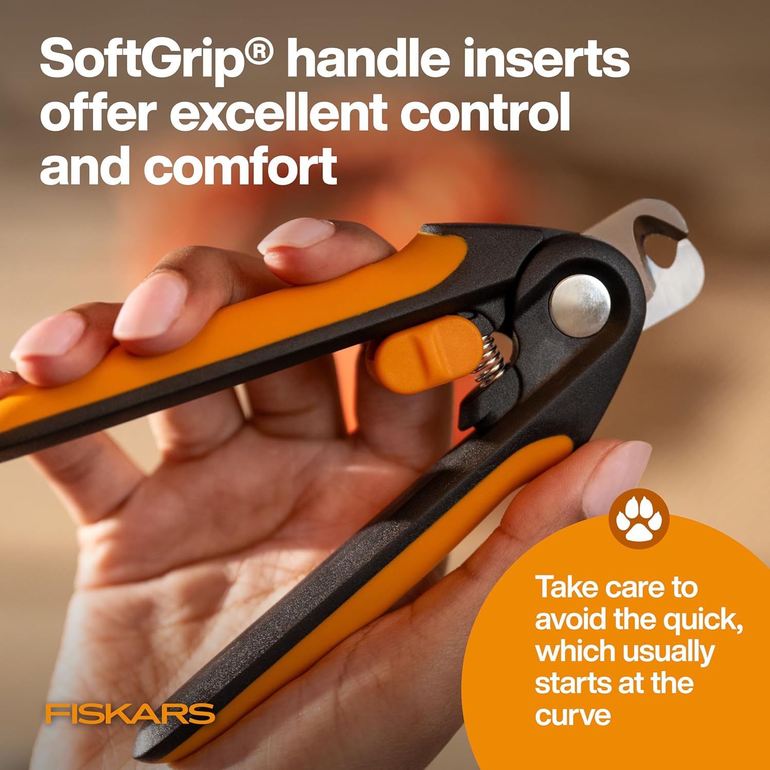 Side view of Fiskars large nail trimmers for dogs showing spring-action