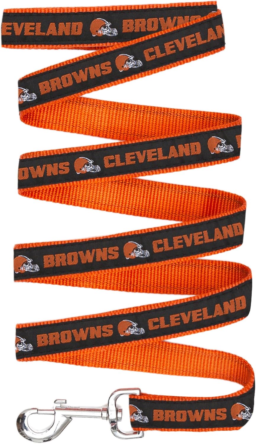 Philadelphia Eagles branded pet leash for game day gear