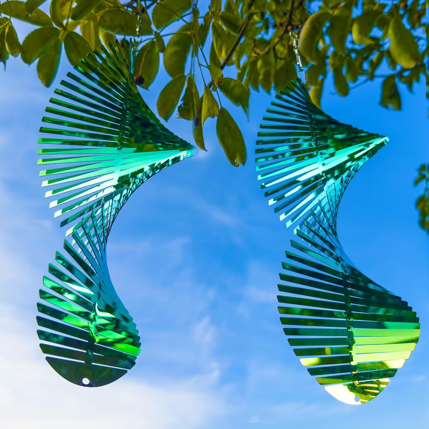 Sosunlid 3D helix wind spinner front view in gradient green