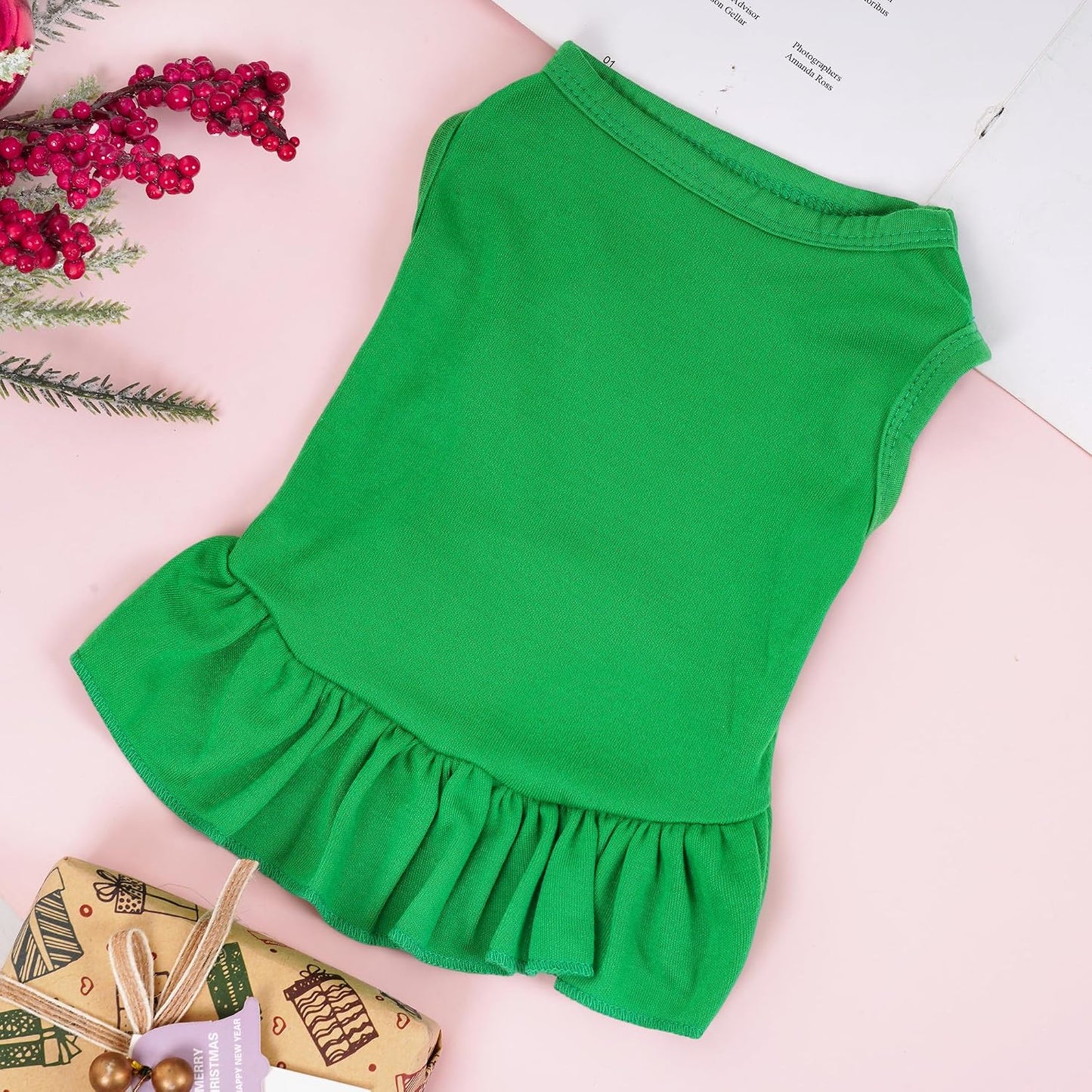 Choyaxo small dog apparel close up view of the durable stitching and flexible neck opening