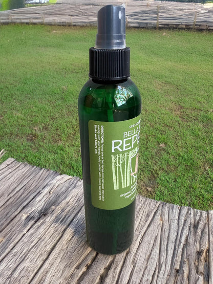 Side view of 8 fluid ounce Spesso Organics dog flea spray