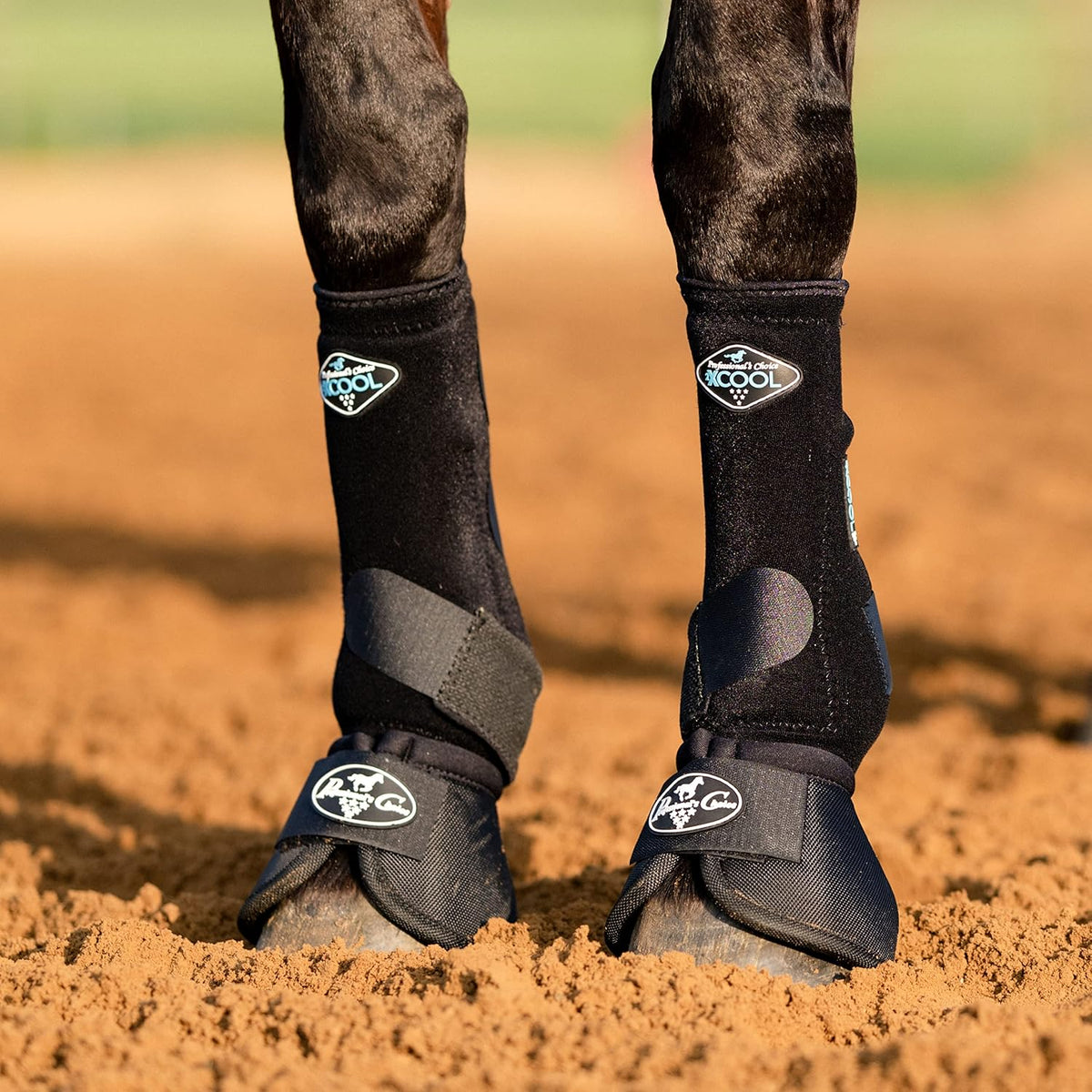Soft Lycra rim edge designed for pastern rubbing prevention