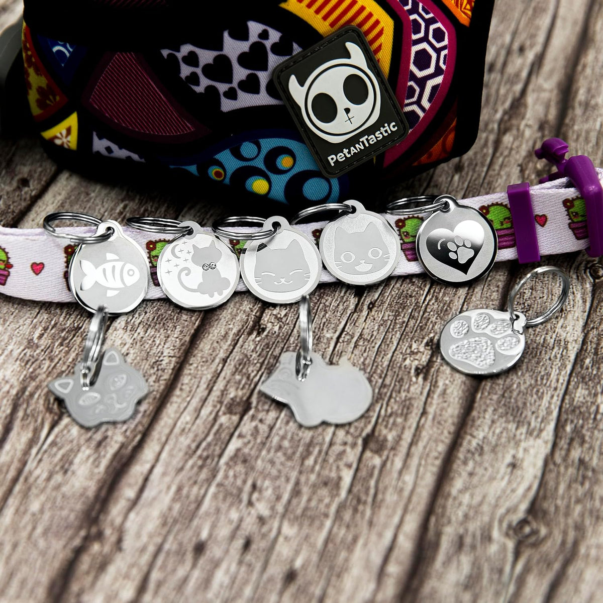 Polished silver color metallic pet collar charm with durable attachment split ring
