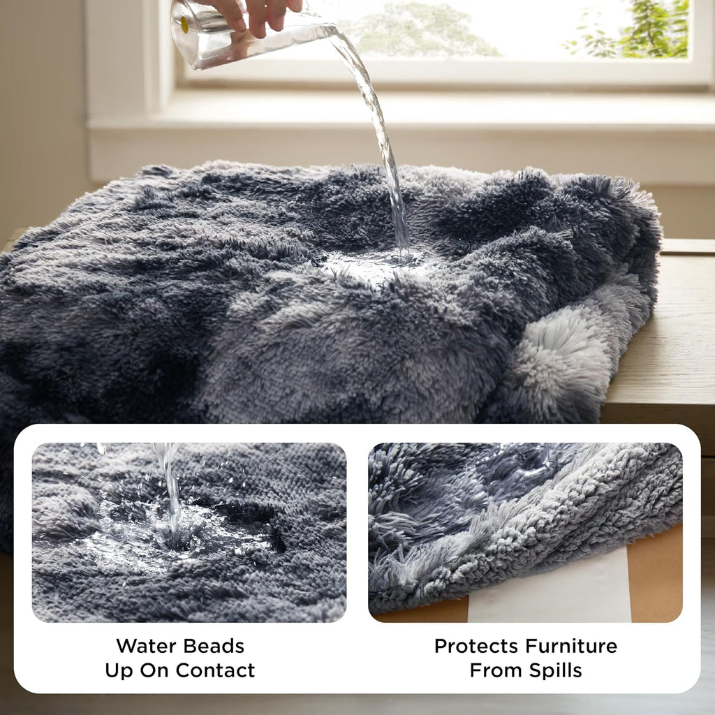 Bedsure extra large dog blanket reversible sherpa fleece backing texture close up.