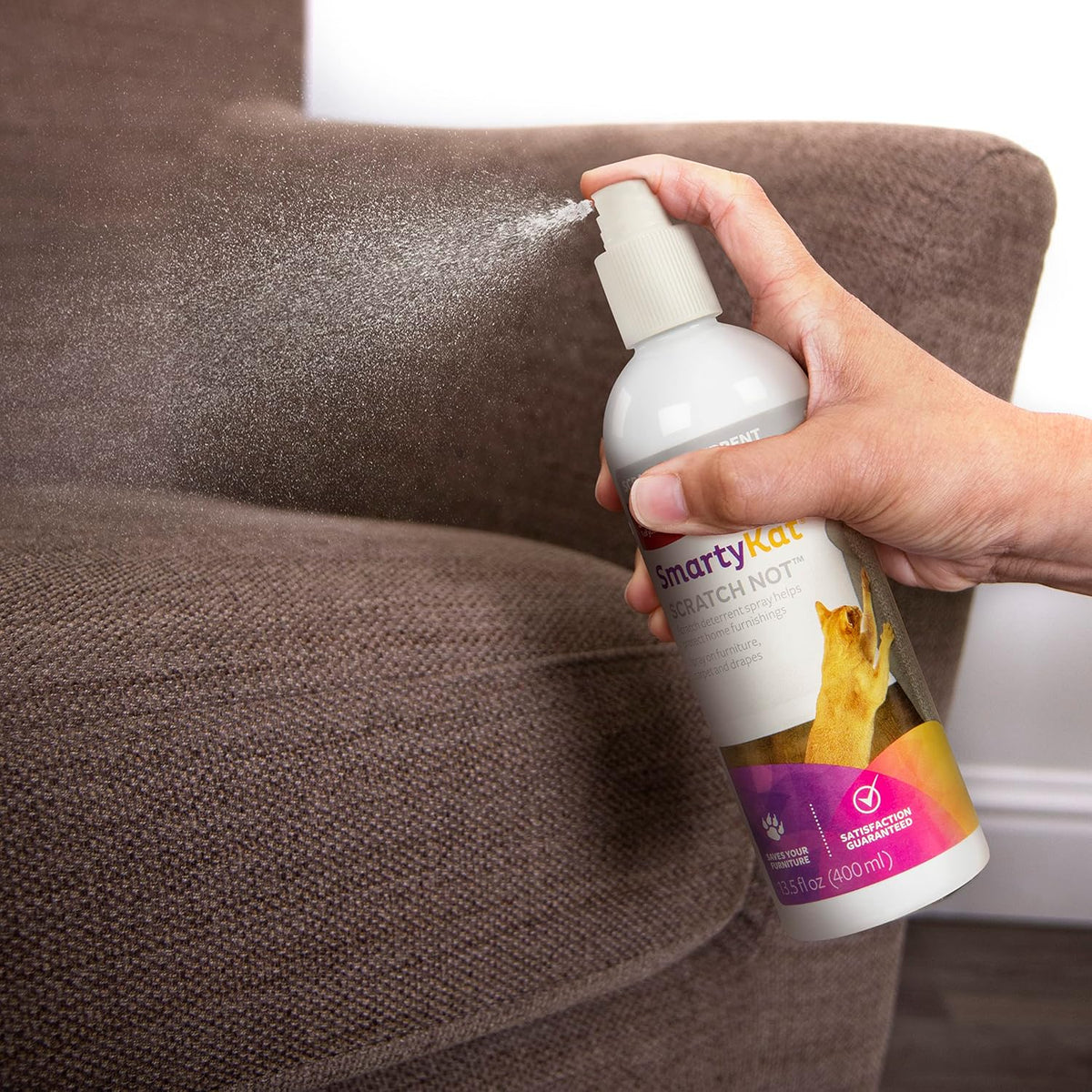 SmartyKat pet supply spray bottle nozzle close up