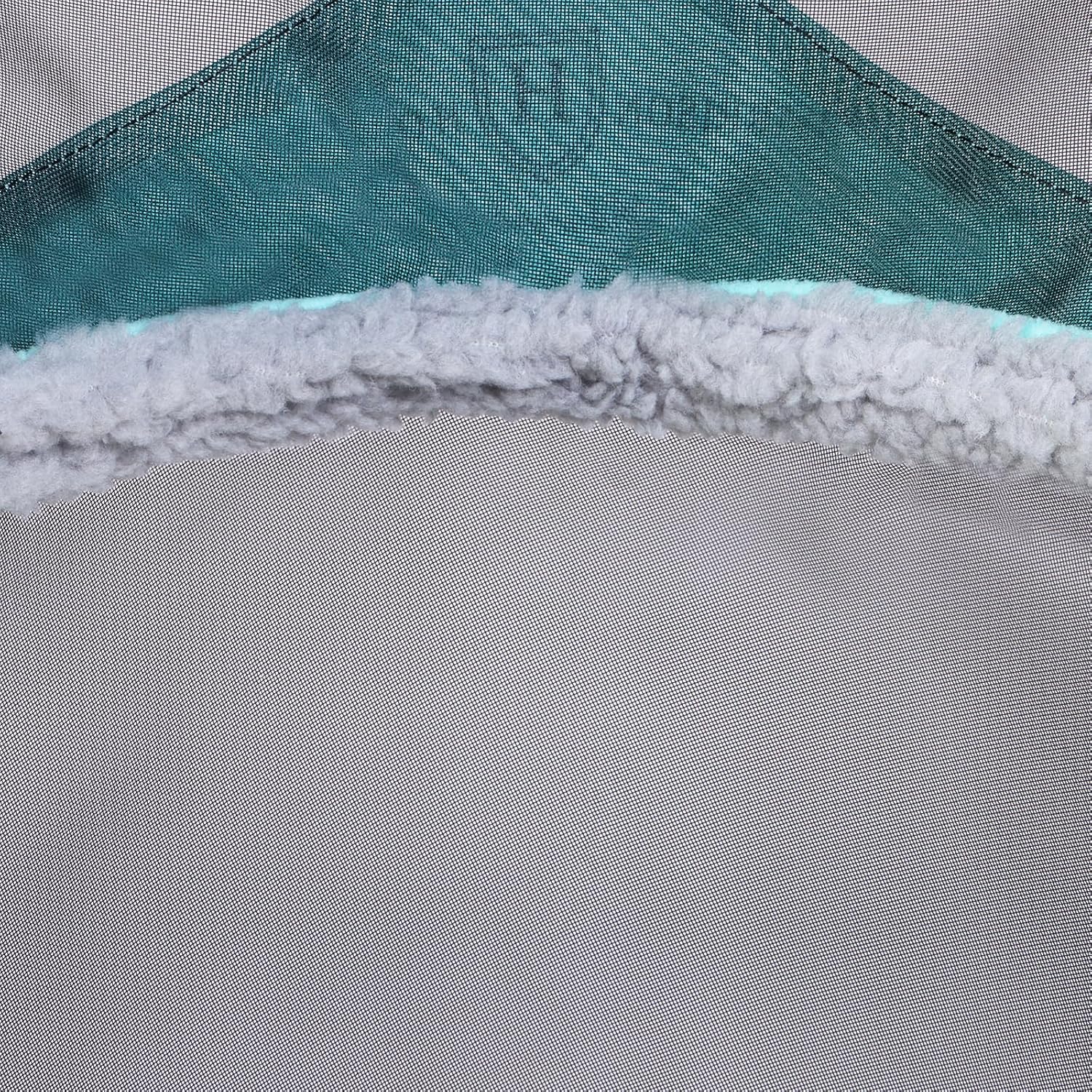 Fleece padding detail on Harrison Howard horse fly mask