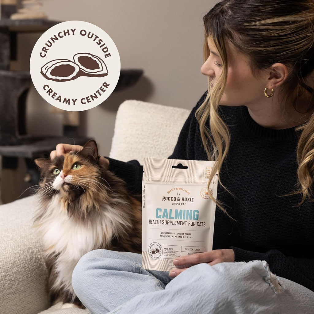 Chicken flavored cat stress relief chews with melatonin and ashwagandha