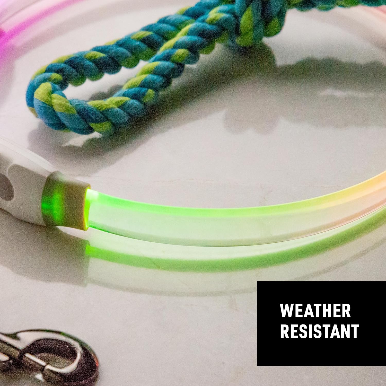 Nite Ize NiteHowl Max premium USA imported high visibility led pet necklace product packaging