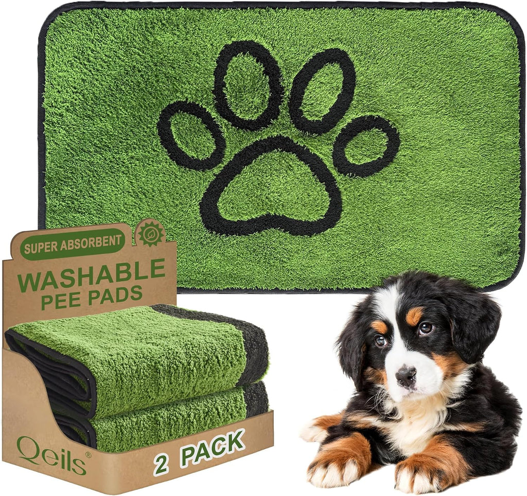 Non-slip backing detail on Qeils dog pee pad