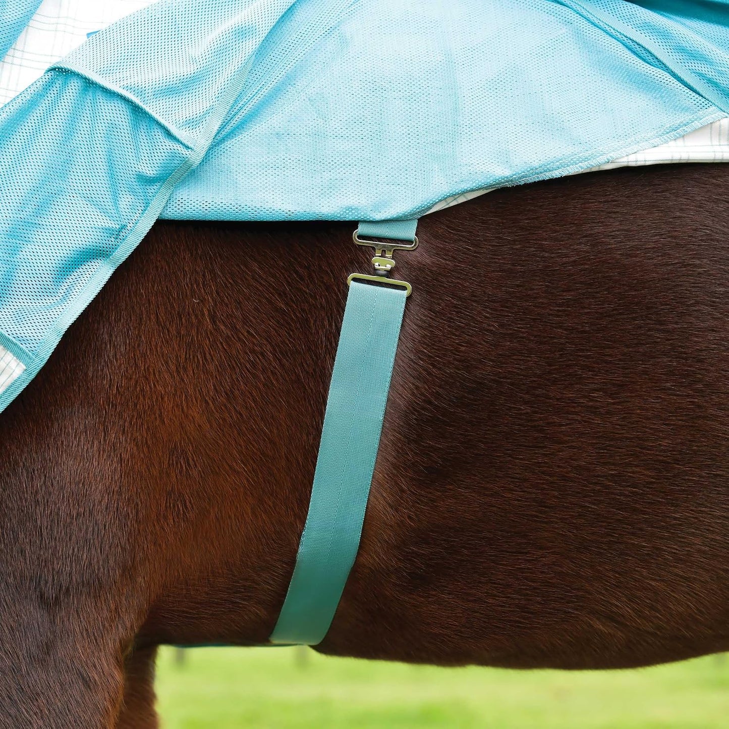 Kool Coat 78 inch horse blanket highlighting the smooth inner lining designed to prevent mane rubbing