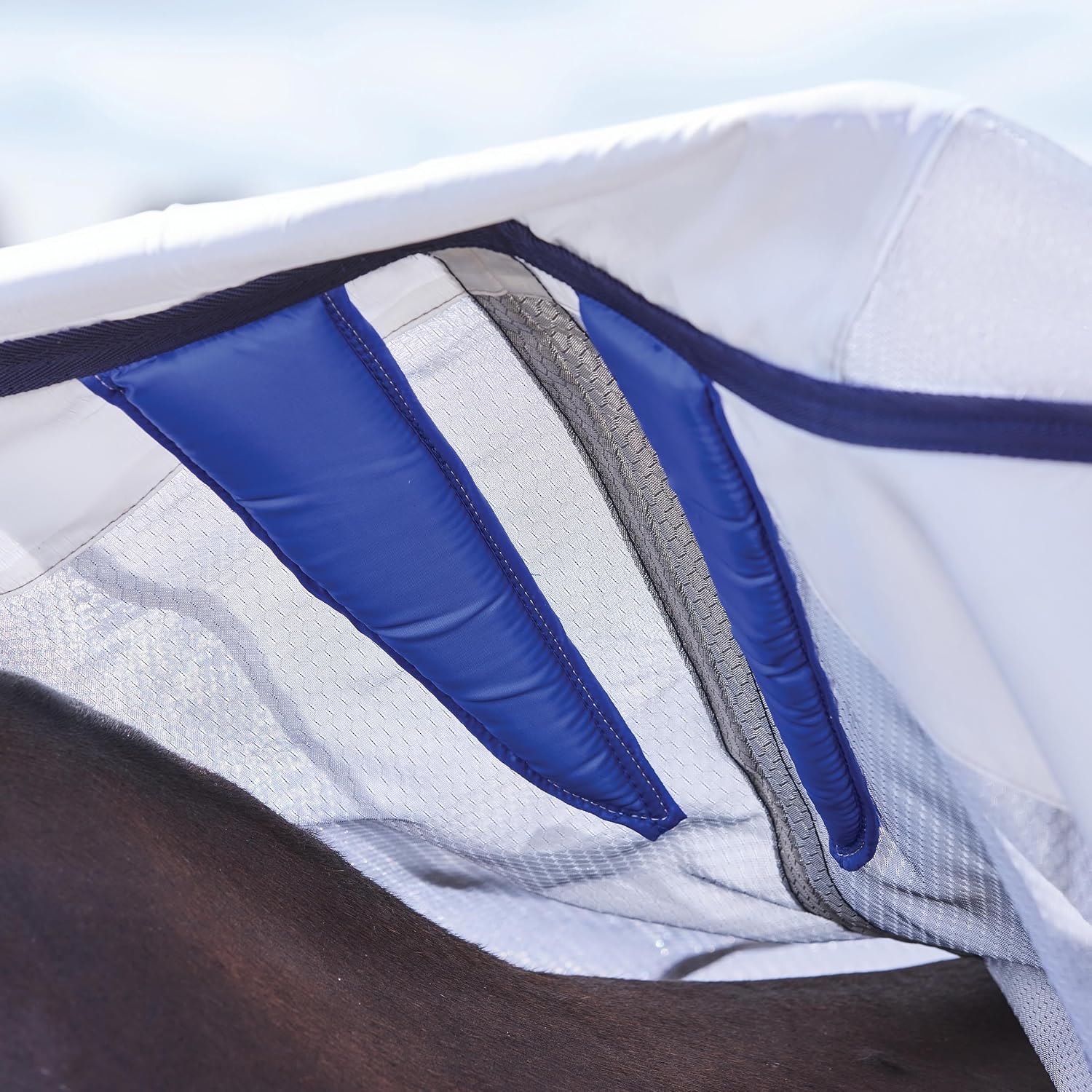 Close up of WeatherBeeta fly sheet memory foam wither pad
