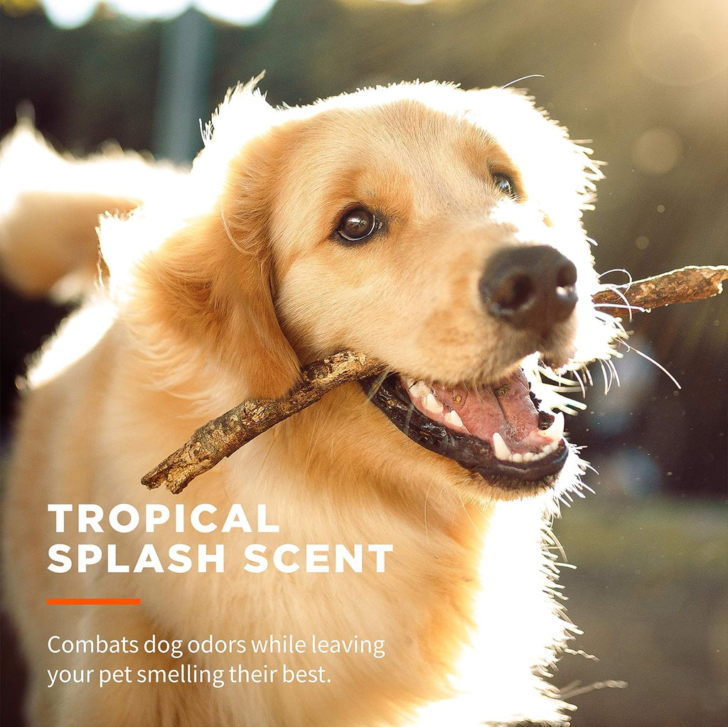 Antibacterial pet grooming wipes for dogs eight weeks and older
