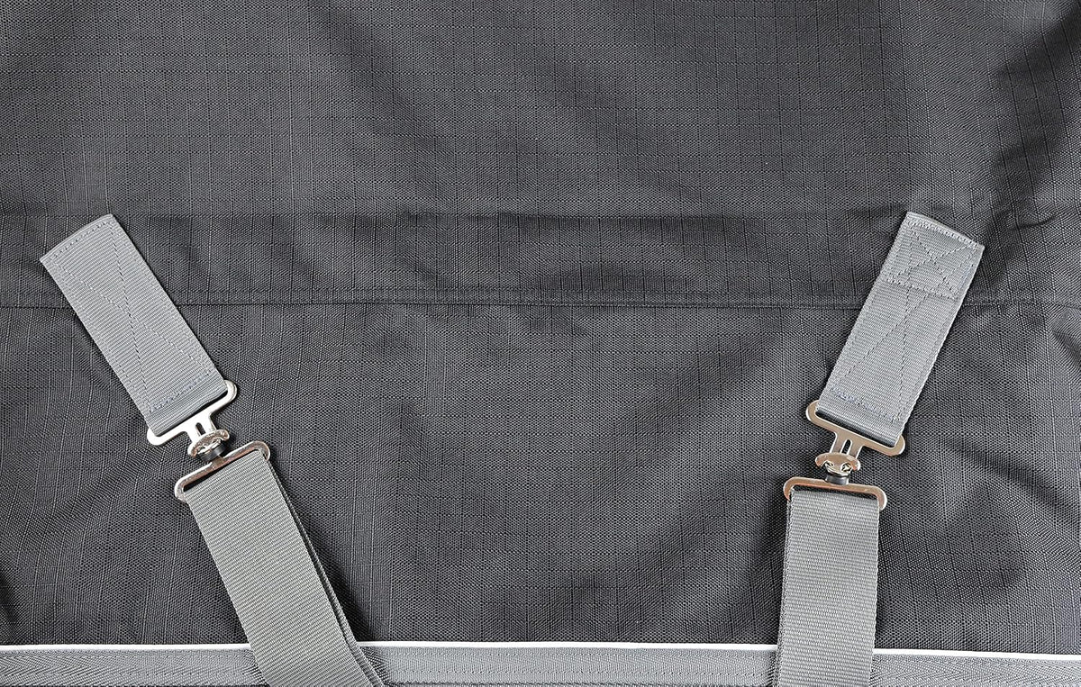 T TEKE durable horse blanket layout displaying the complete size range adjustments.