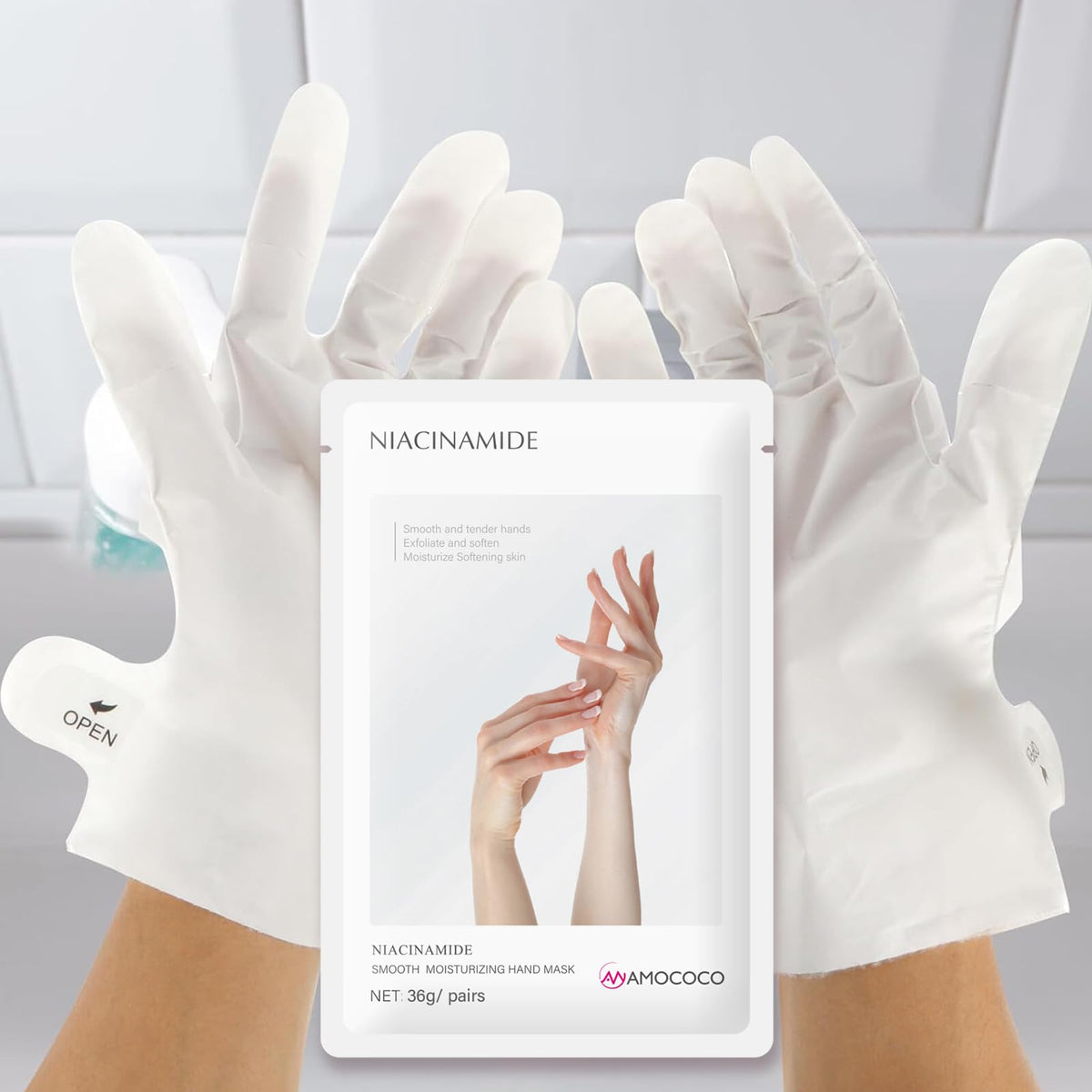 Model wearing Amococo moisturizing hand mask gloves