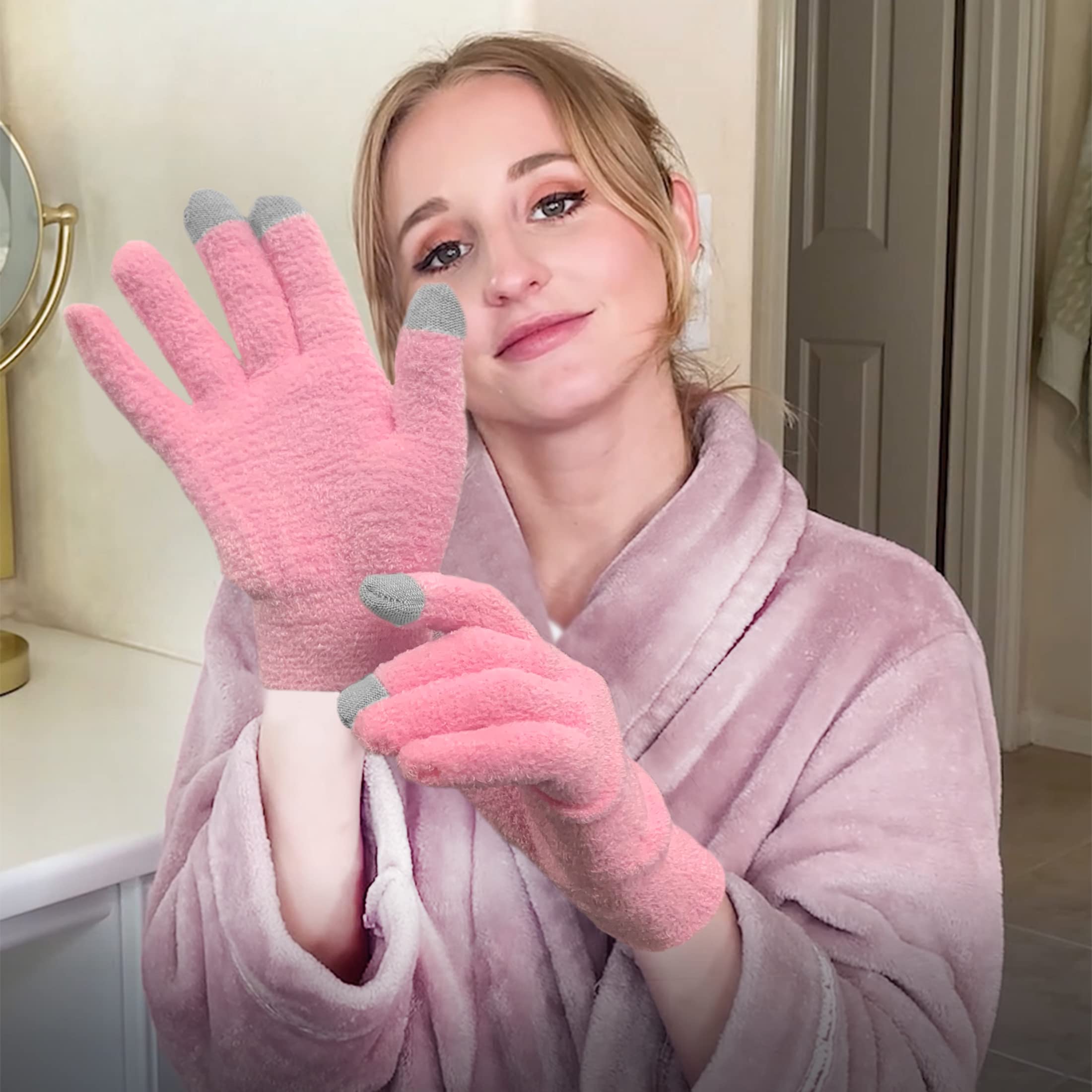 Eurow pink gloves for locking in hand lotion