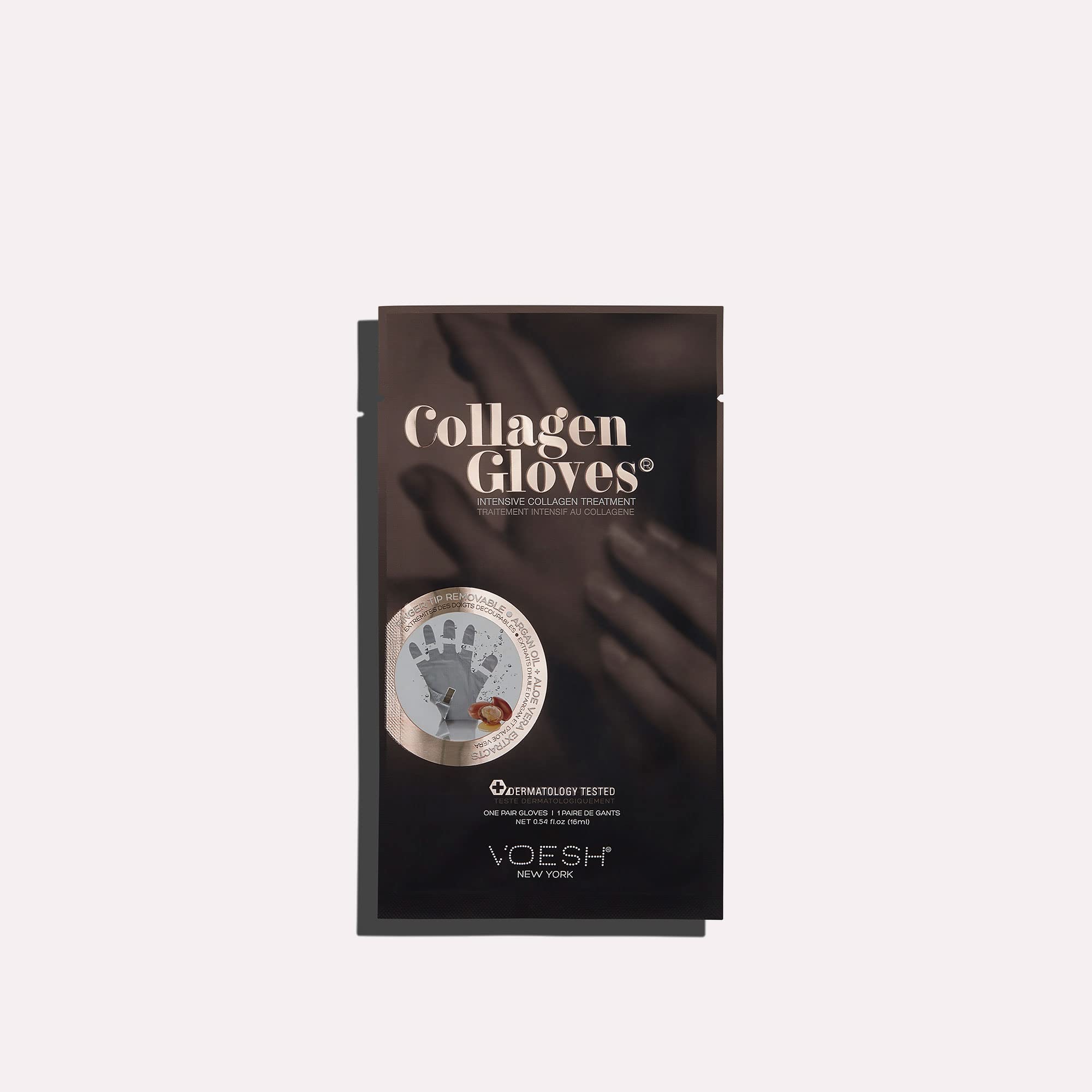 Close up of Voesh collagen treatment gloves ingredients