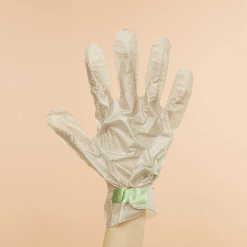 VOESH Collagen Gloves with detachable fingertips in use