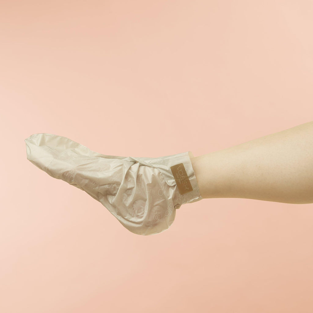 Voesh collagen foot mask pack showing instructions and key ingredients