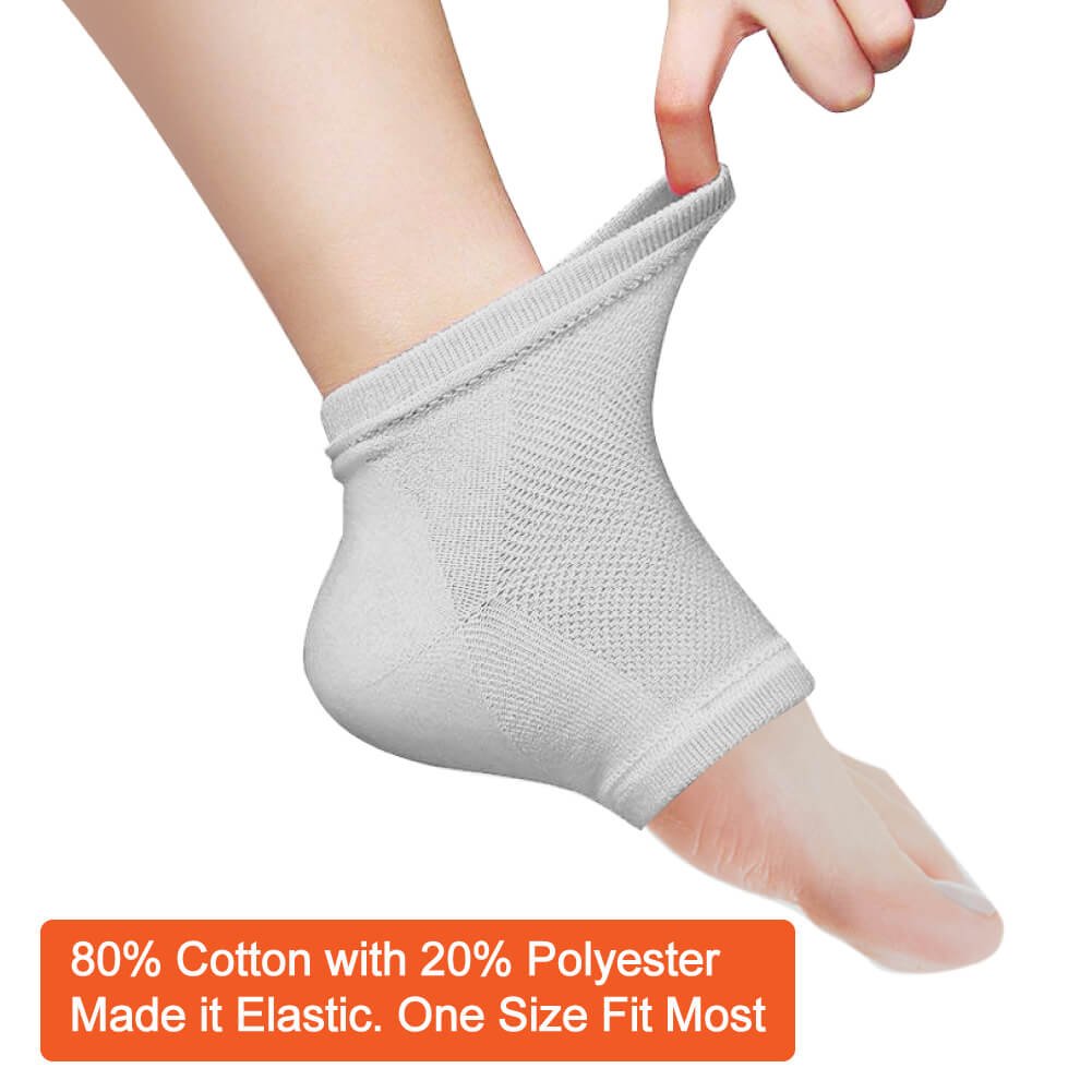 Model wearing Selizo moisturizing heel socks for dry feet