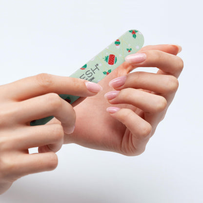Application of Voesh hand treatment at home