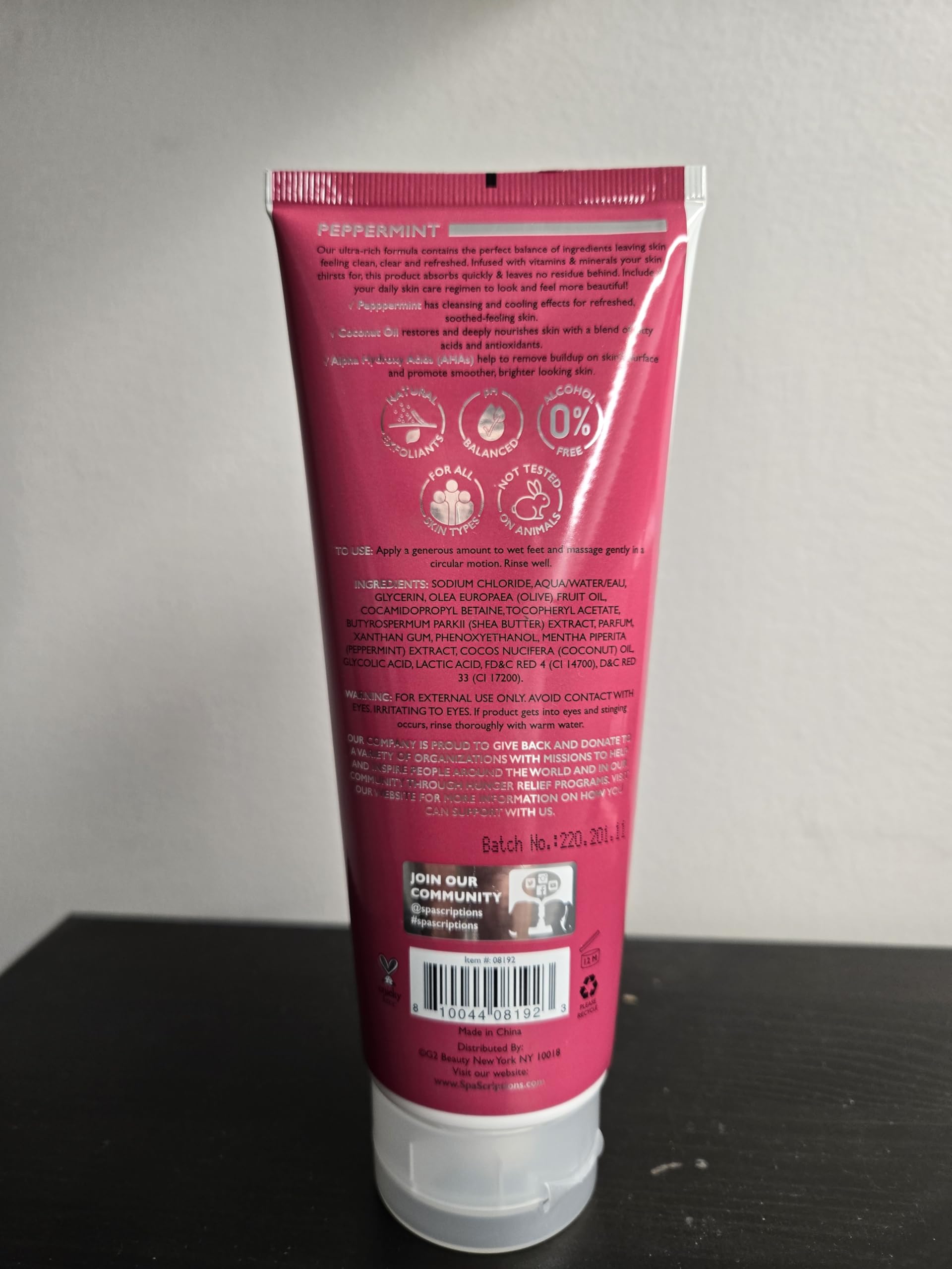 Texture of SpaScriptions Peppermint Exfoliating Foot Scrub