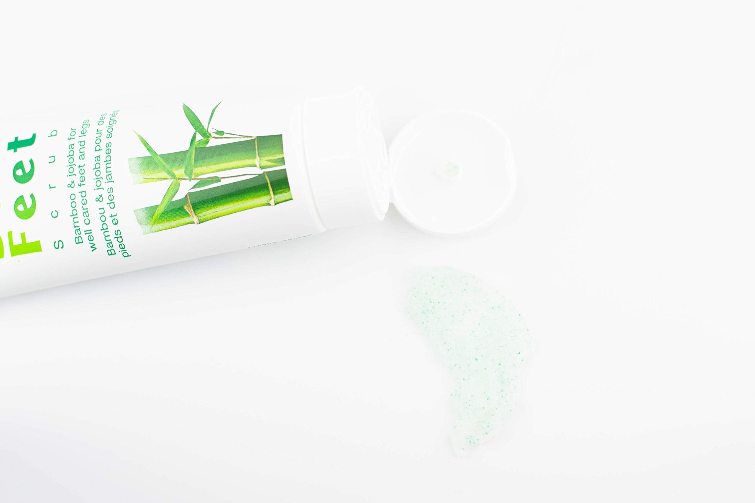 Applying Gehwol Fusskraft Peeling Scrub onto damp skin for a revitalizing foot and leg massage.