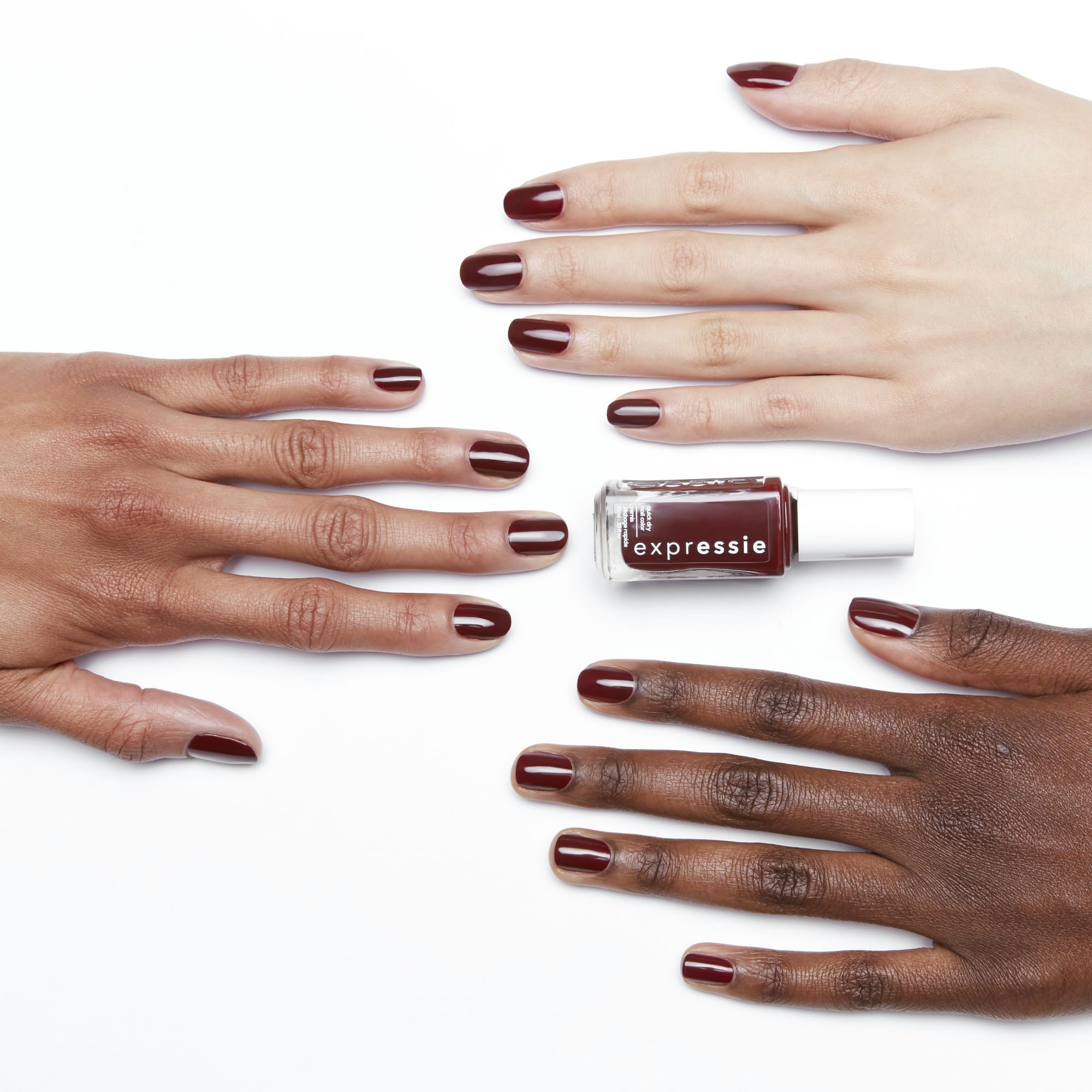 Close up of the Essie Expressie angled brush for easy application