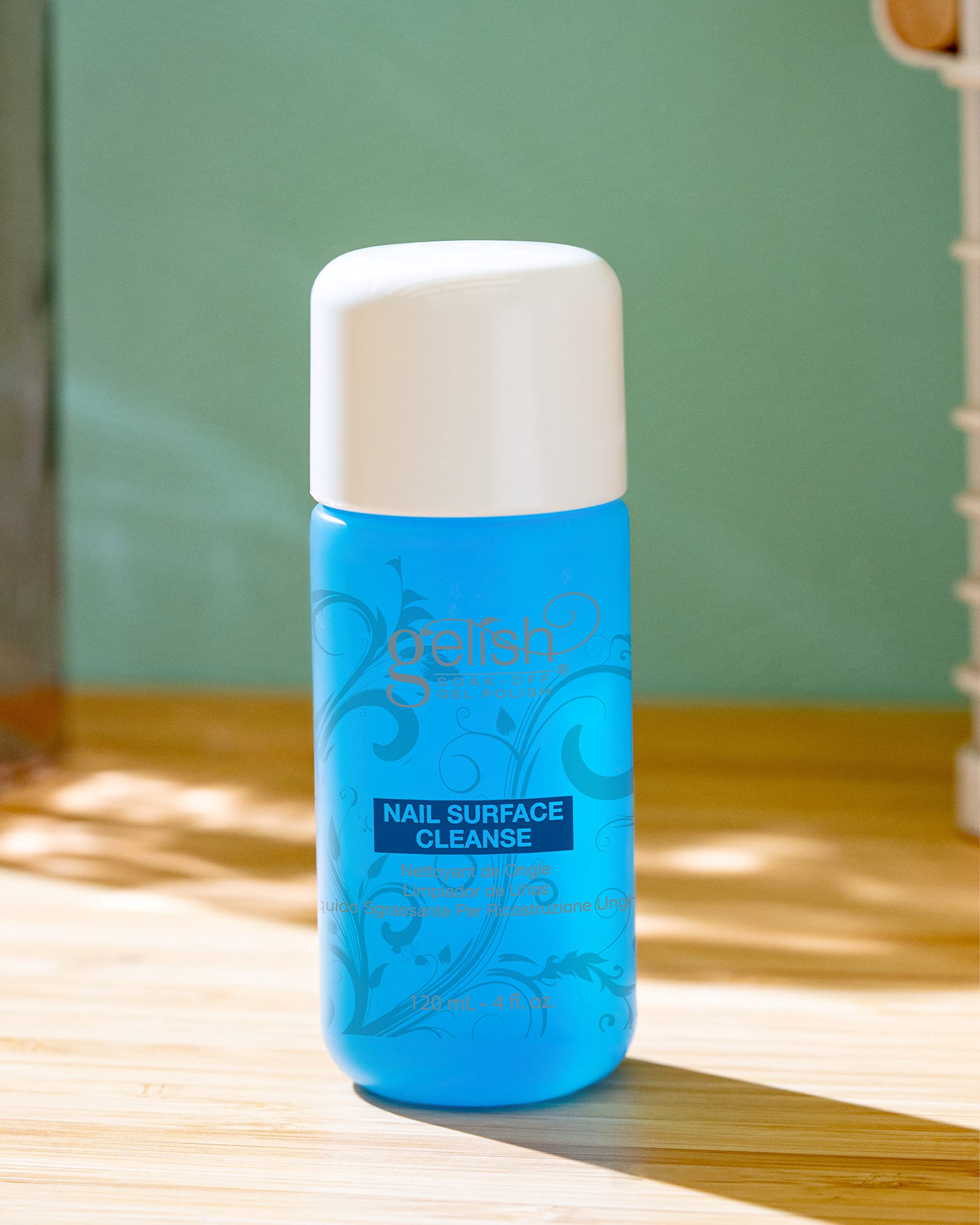 Gelish brand gel top coat residue remover 120ml bottle for salon manicures.