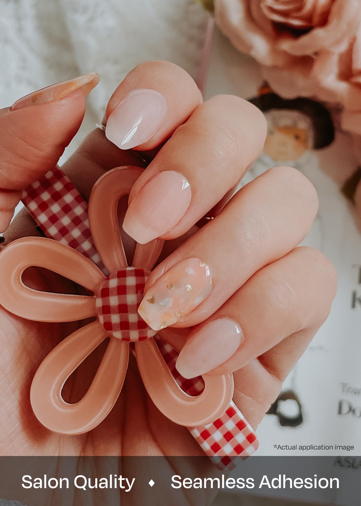 Model showing application of Ohora N Lazy Sunday gel strips