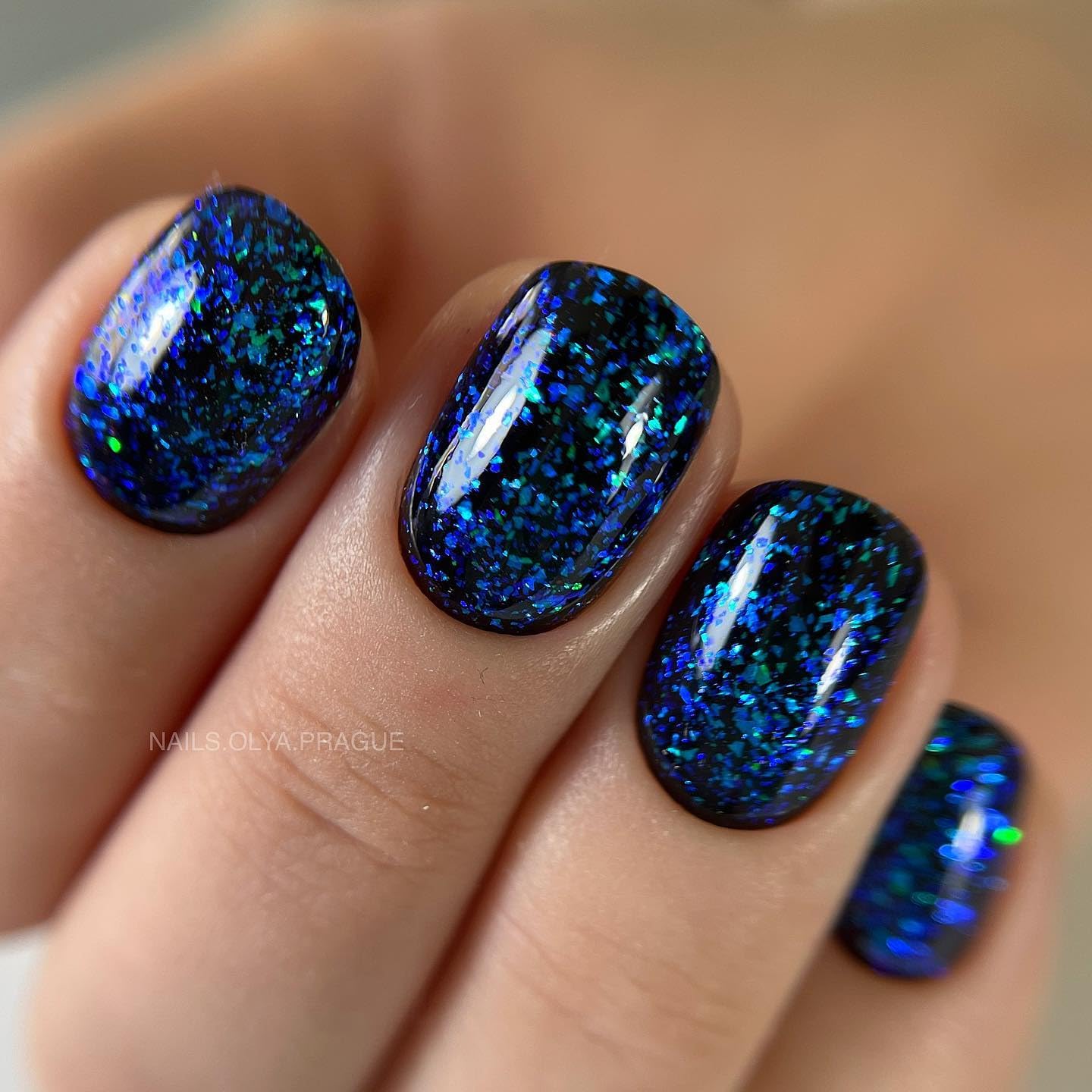 IN.HYPE UV LED cured top coat brush detail showcasing the smooth applicator and thin self leveling viscosity