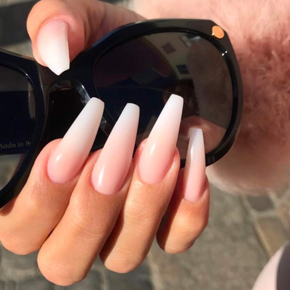 Young Nails stain resistant gel top coat for acrylic nails