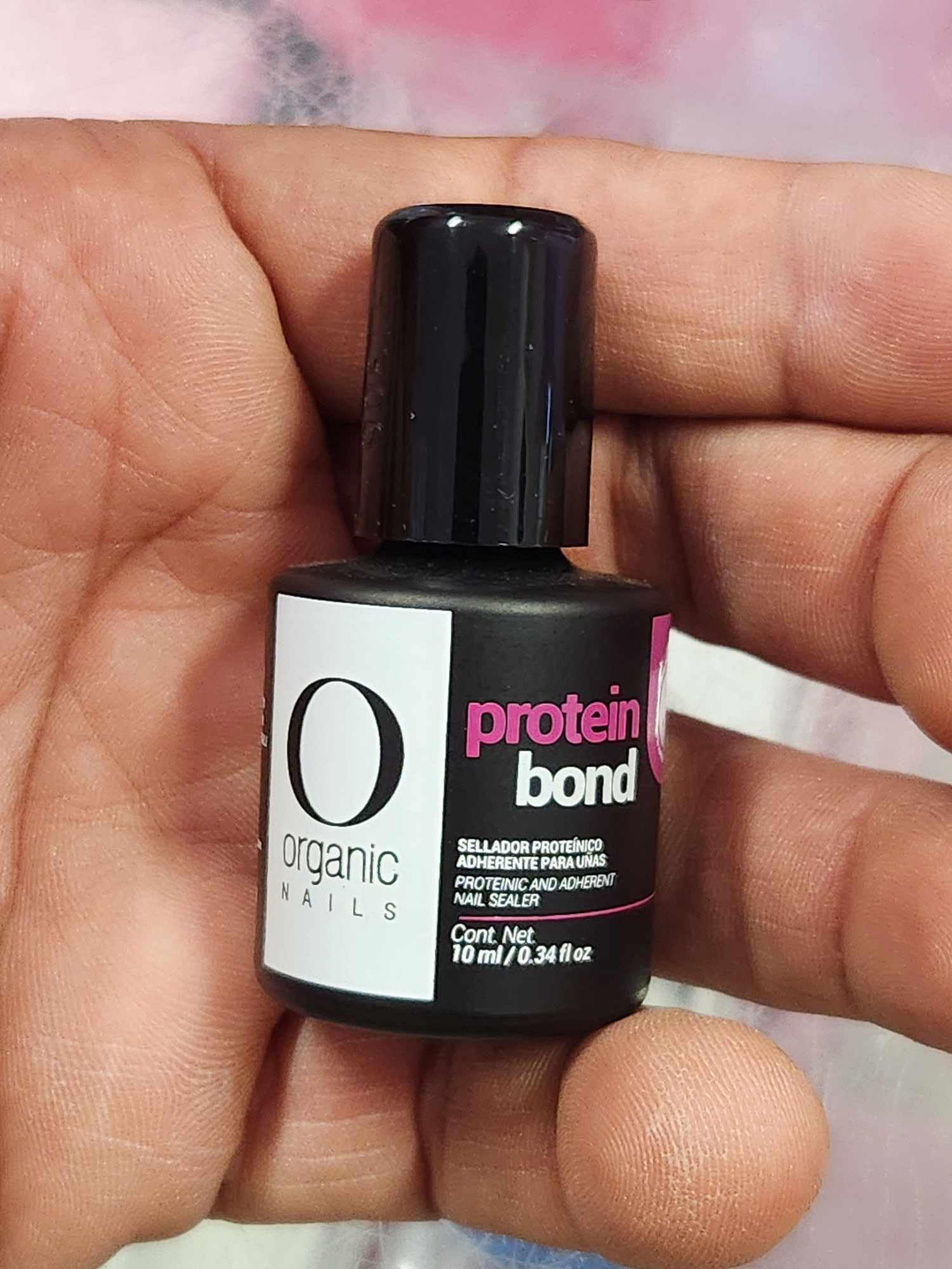 Clear non acid formulation nail primer sealant for sensitive skin and nails