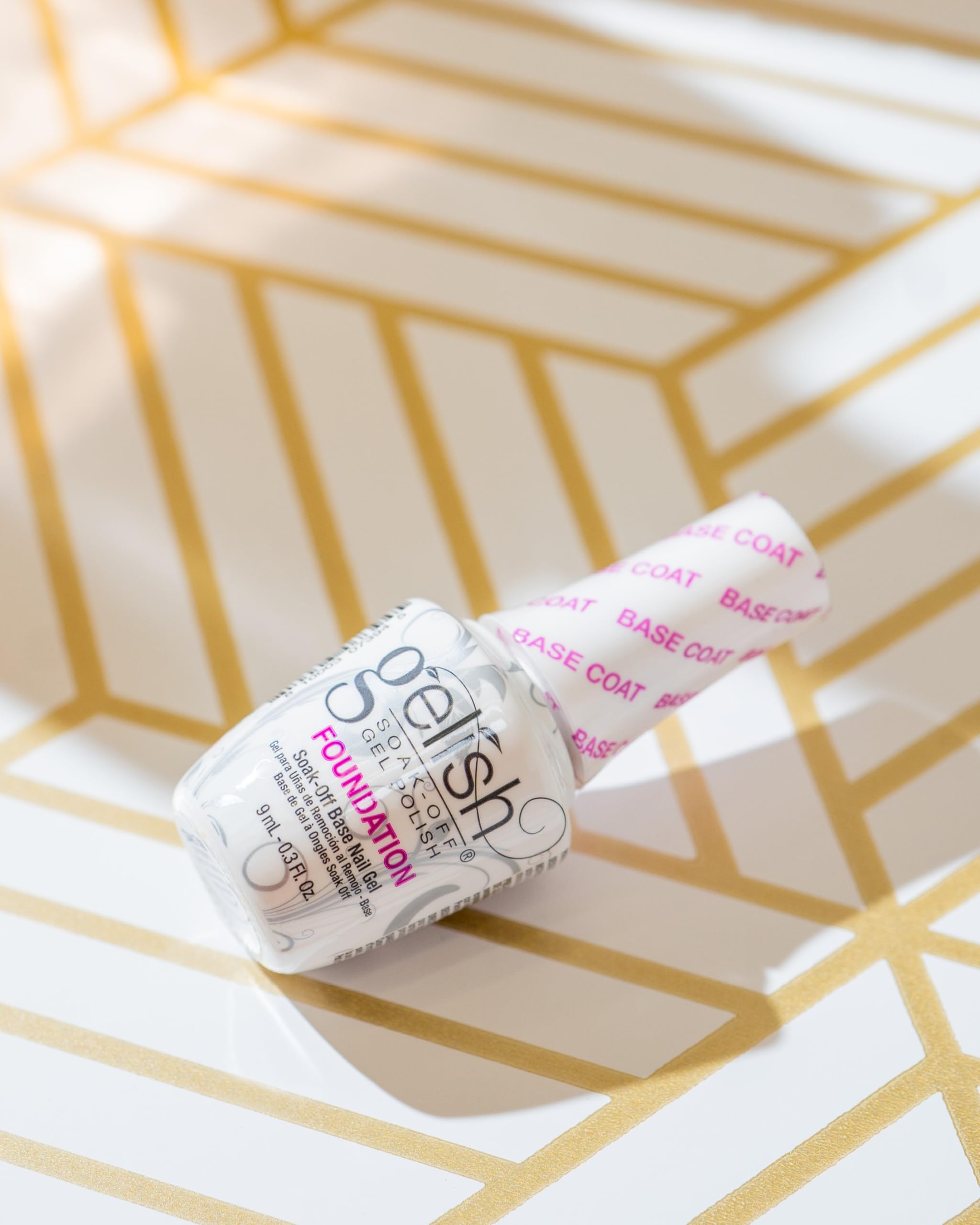 Gelish soak off UV LED gel nail polish base coat packaging display