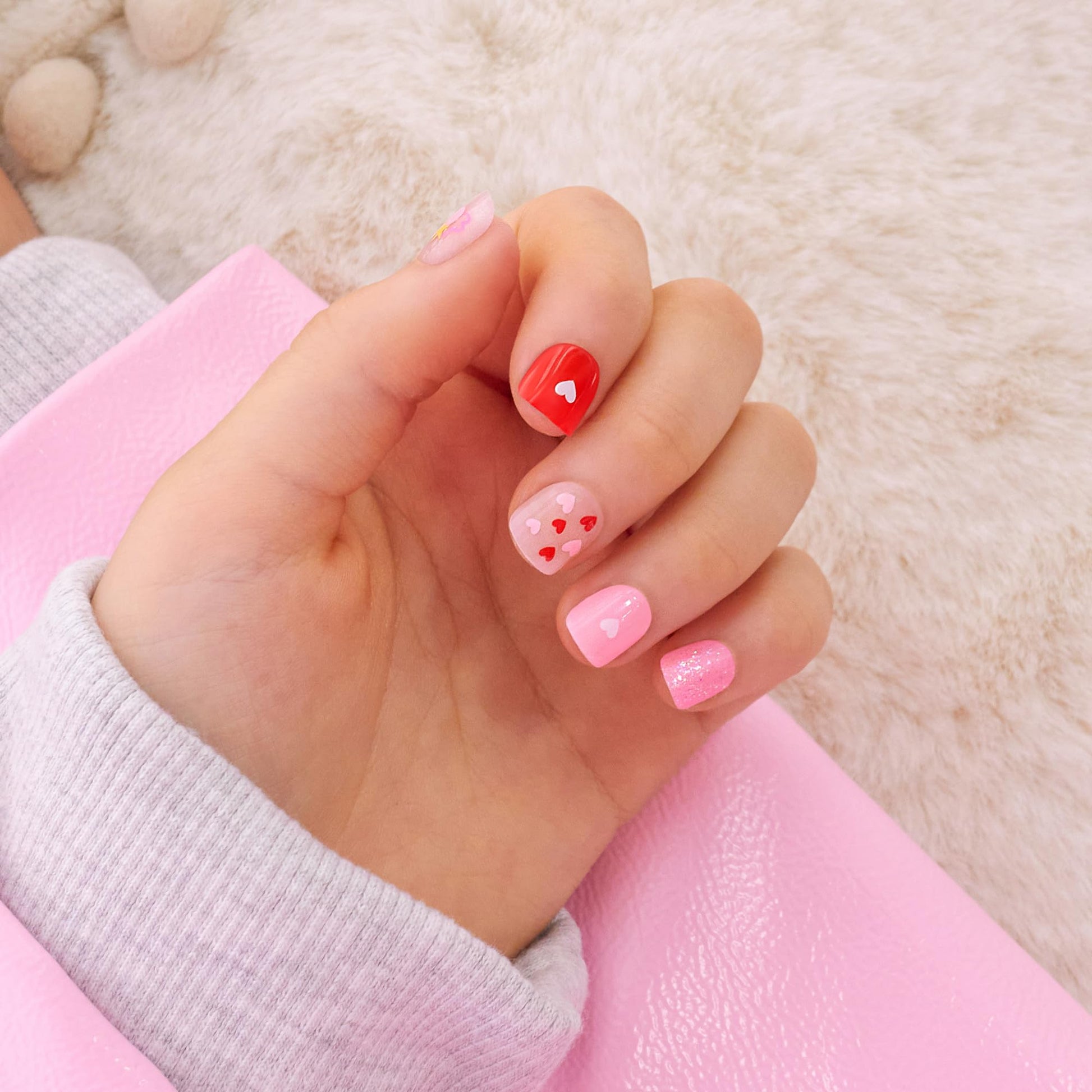 Multicolor heart design kids press on nails