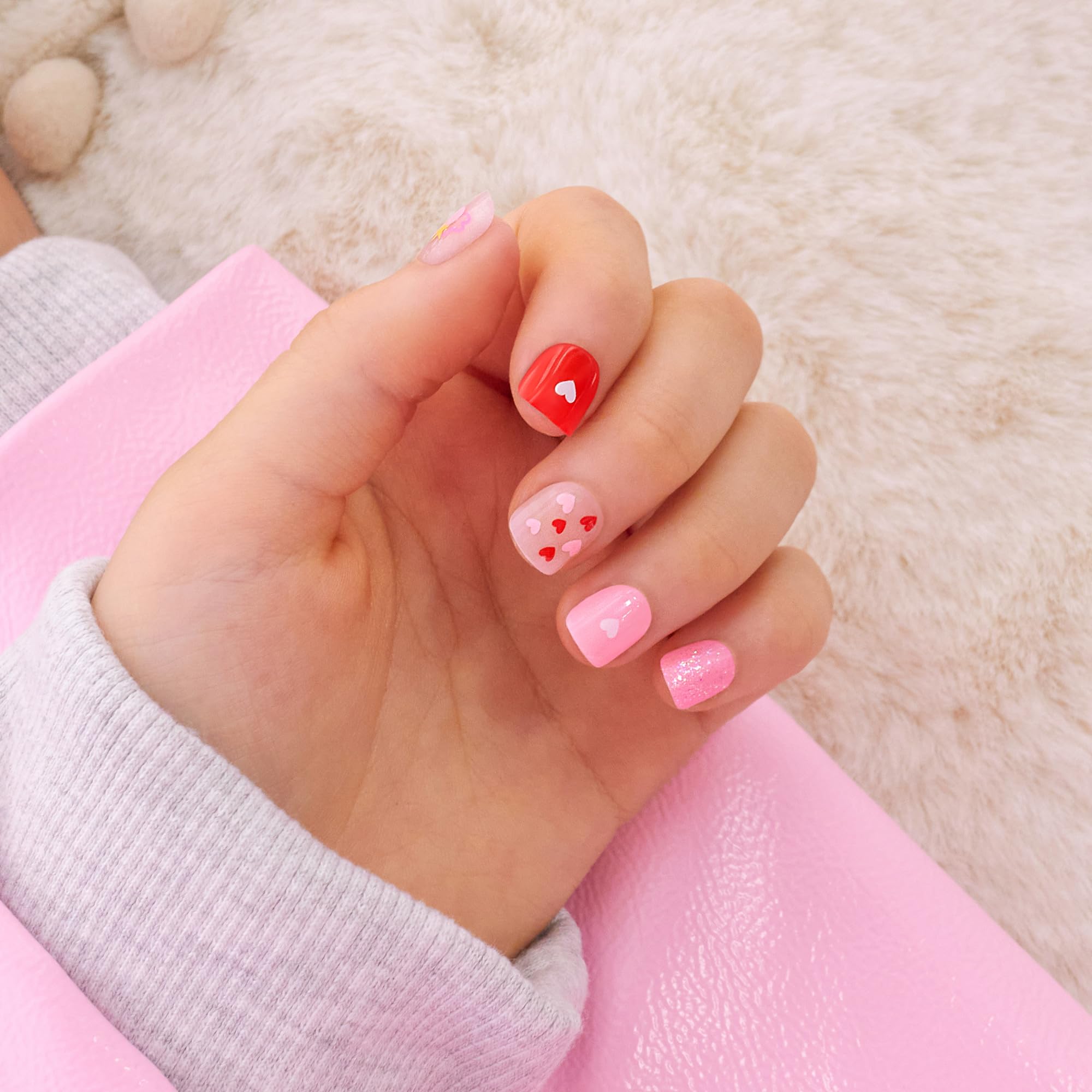 Multicolor heart design kids press on nails