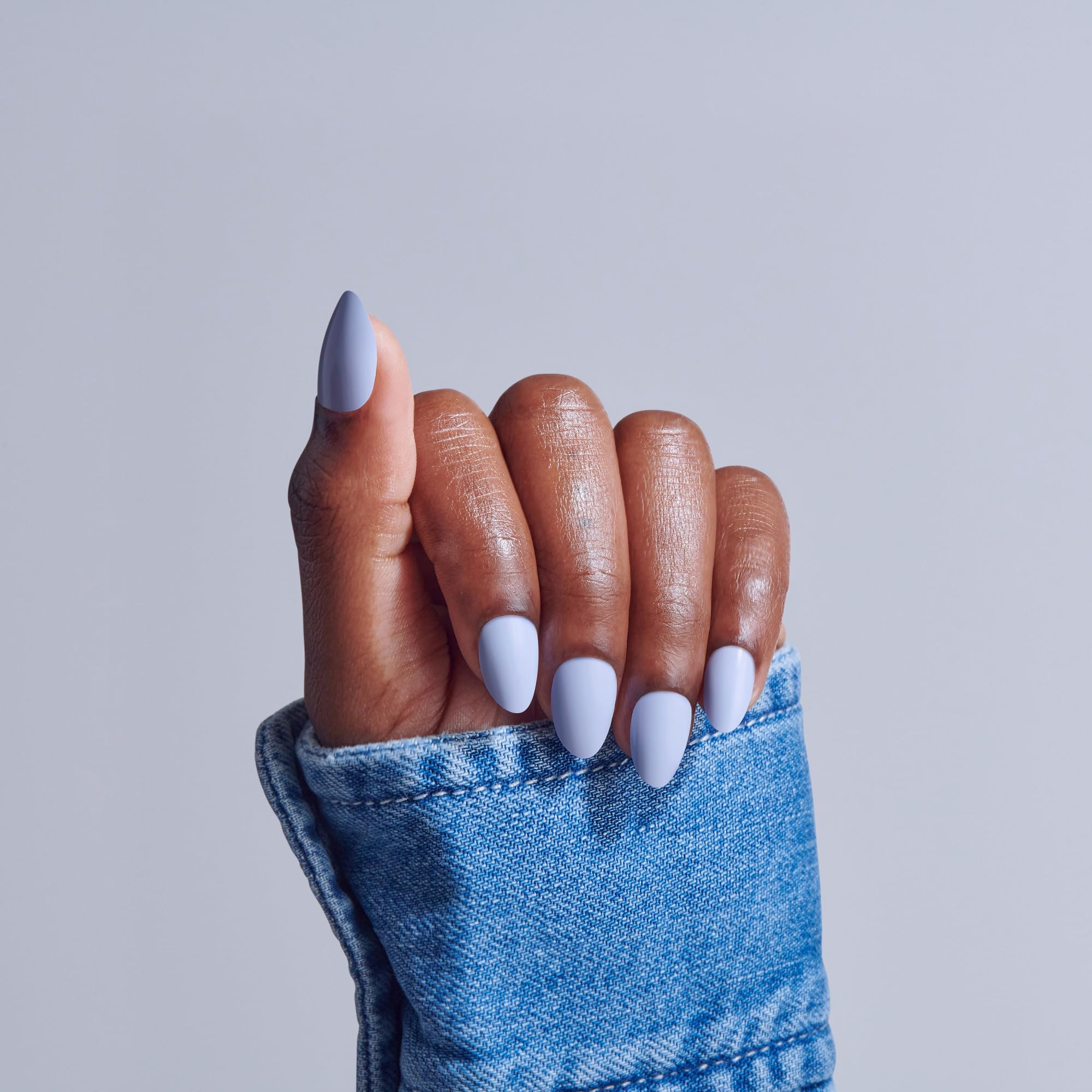 Kiss Core Flee blue almond shaped press on nails set