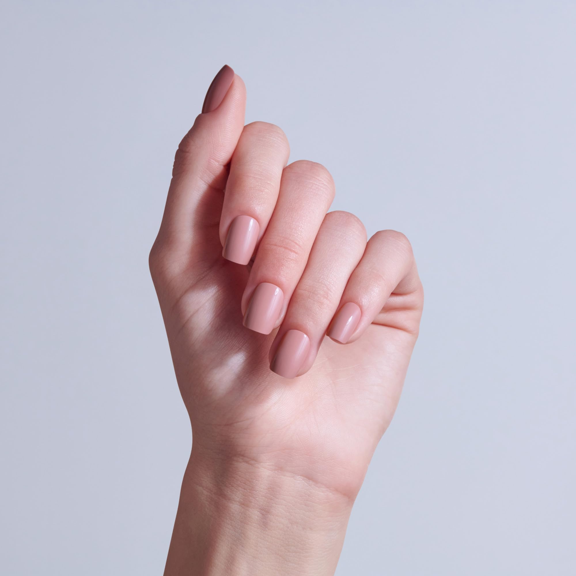 Kiss Core press on nails kit packaging and included contents