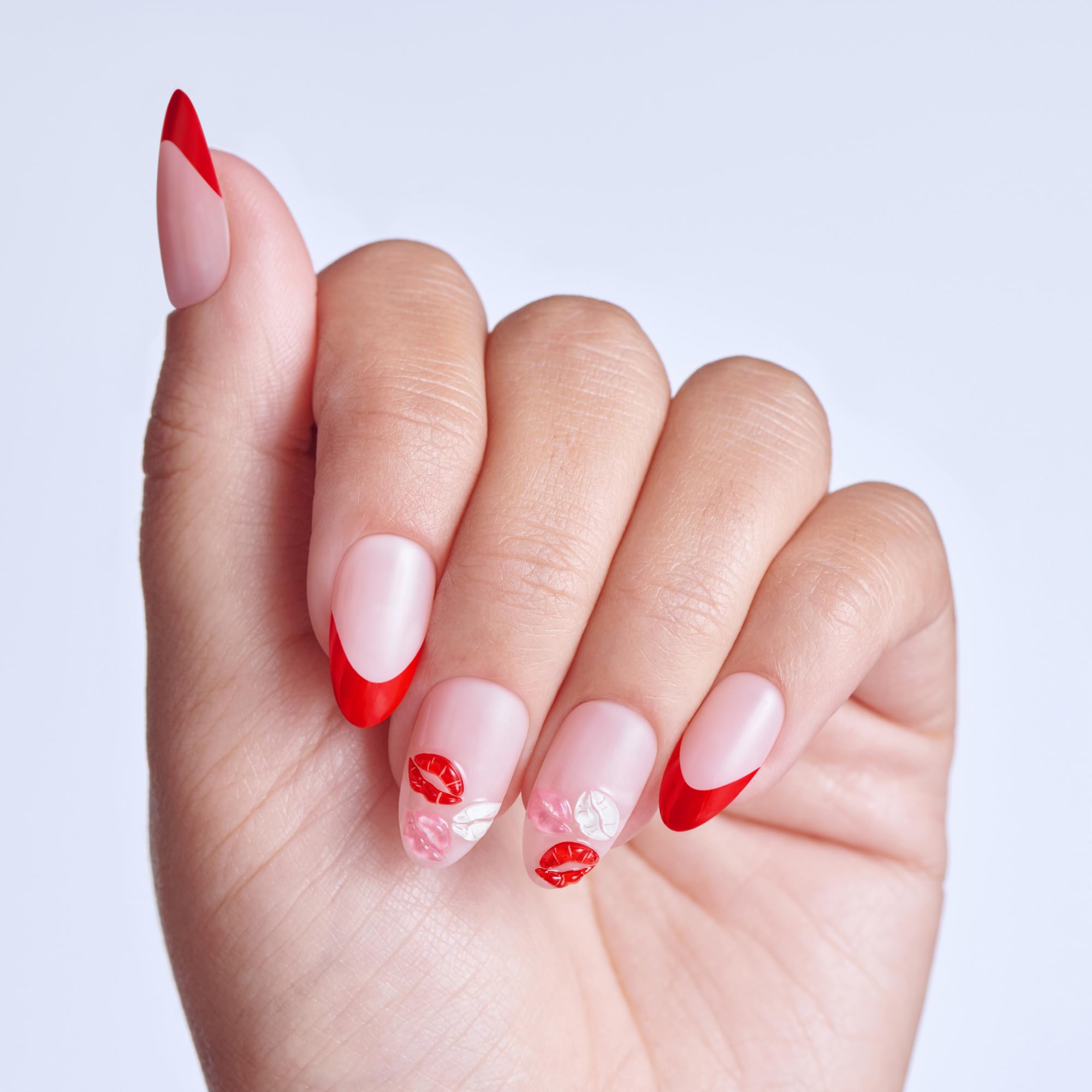 Kiss Impress Lover design nails in medium almond shape